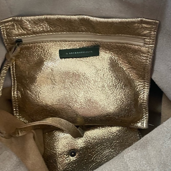 Anthropology leather baige/gold tone tote bag - Picture 2 of 3